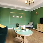Stary Zdroj 바우브자이치