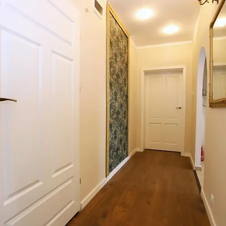 Stary Zdroj Apartment *